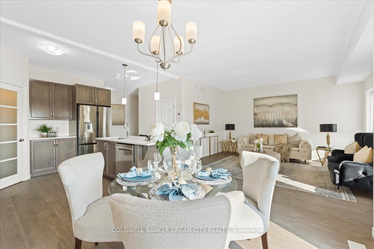 Photo 12 of 129 Essex Drive E, Belleville, Thurlow Ward — HOMEH