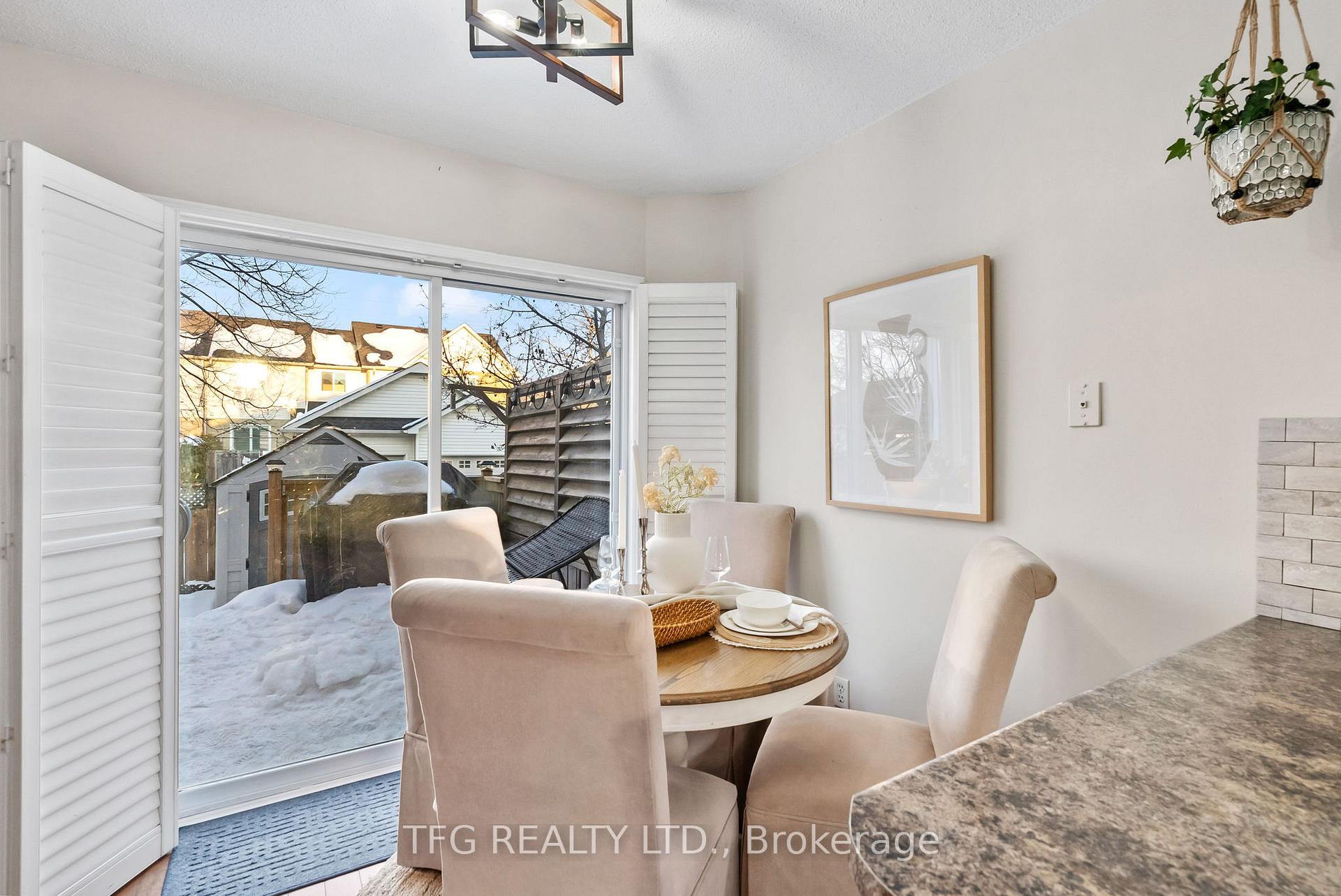 Photo 7 of 15 Short Crescent, Clarington, Courtice — HOMEH