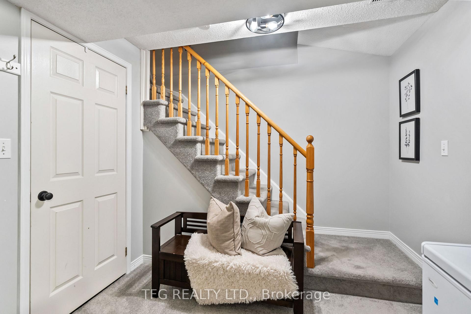 Photo 17 of 15 Short Crescent, Clarington, Courtice — HOMEH