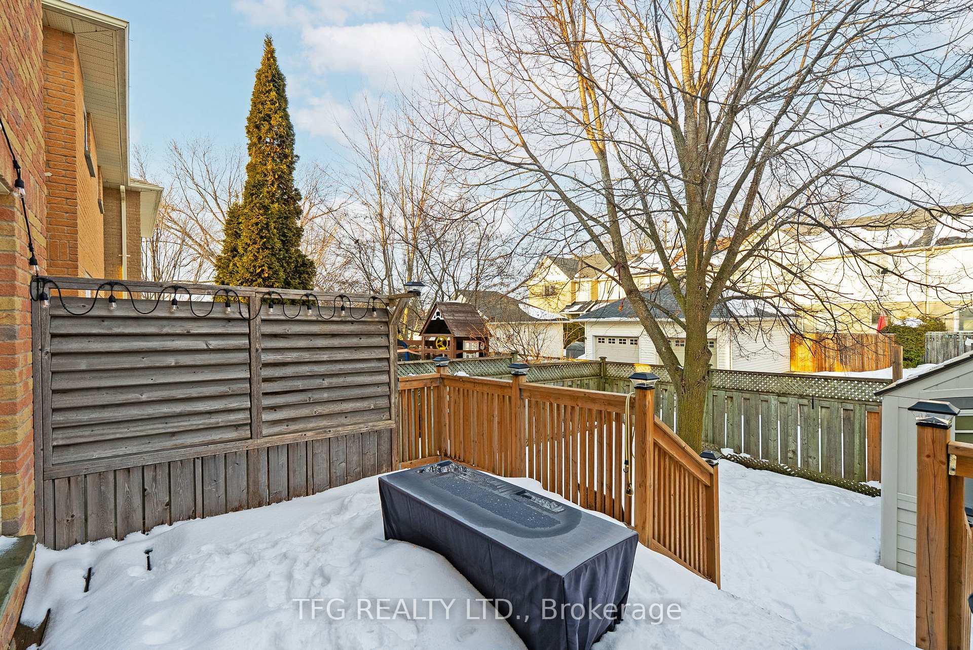 Photo 23 of 15 Short Crescent, Clarington, Courtice — HOMEH