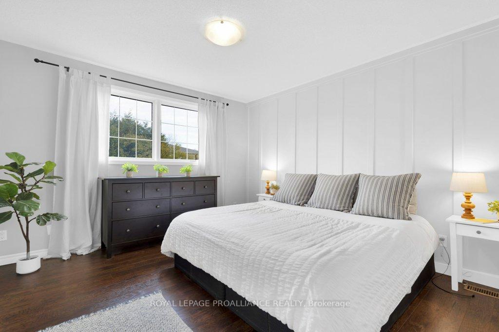 Photo 25 of 10 Sherwood Crescent, Belleville, Belleville Ward — HOMEH