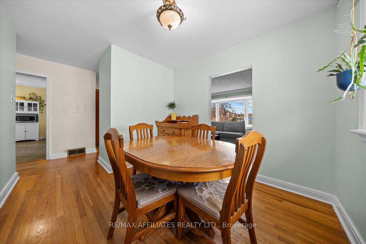 Photo 10 of 1490 Laperriere Avenue, Ottawa, Carlington — HOMEH