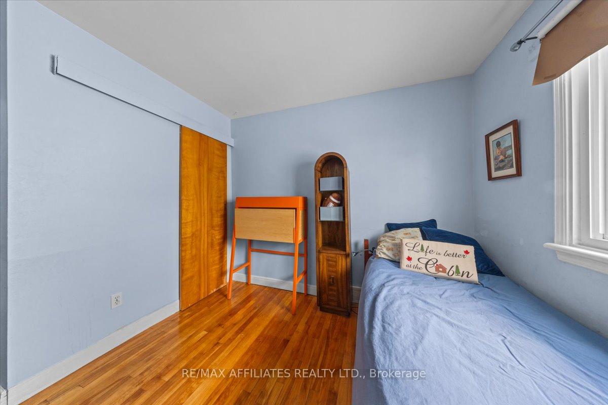 Photo 19 of 1490 Laperriere Avenue, Ottawa, Carlington — HOMEH
