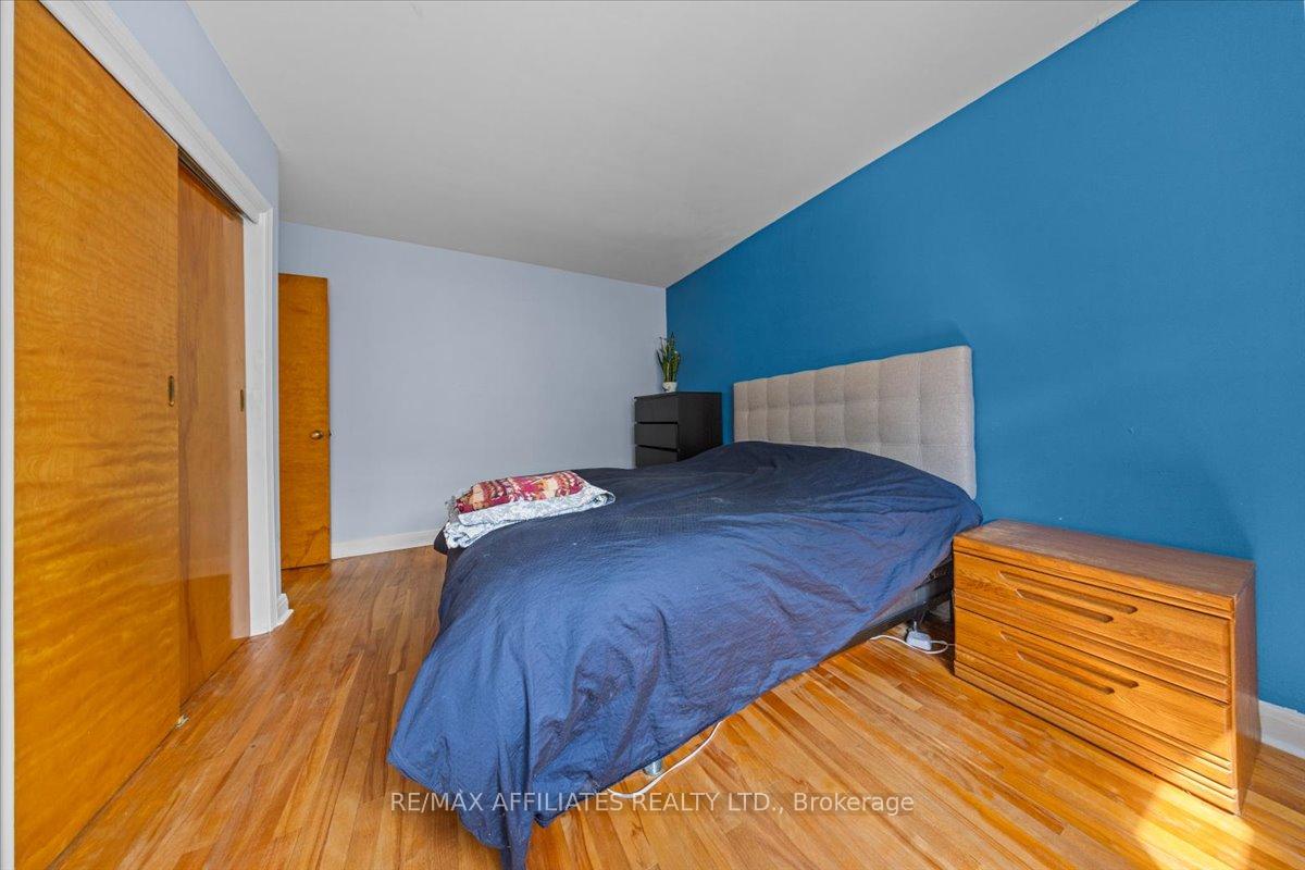 Photo 25 of 1490 Laperriere Avenue, Ottawa, Carlington — HOMEH