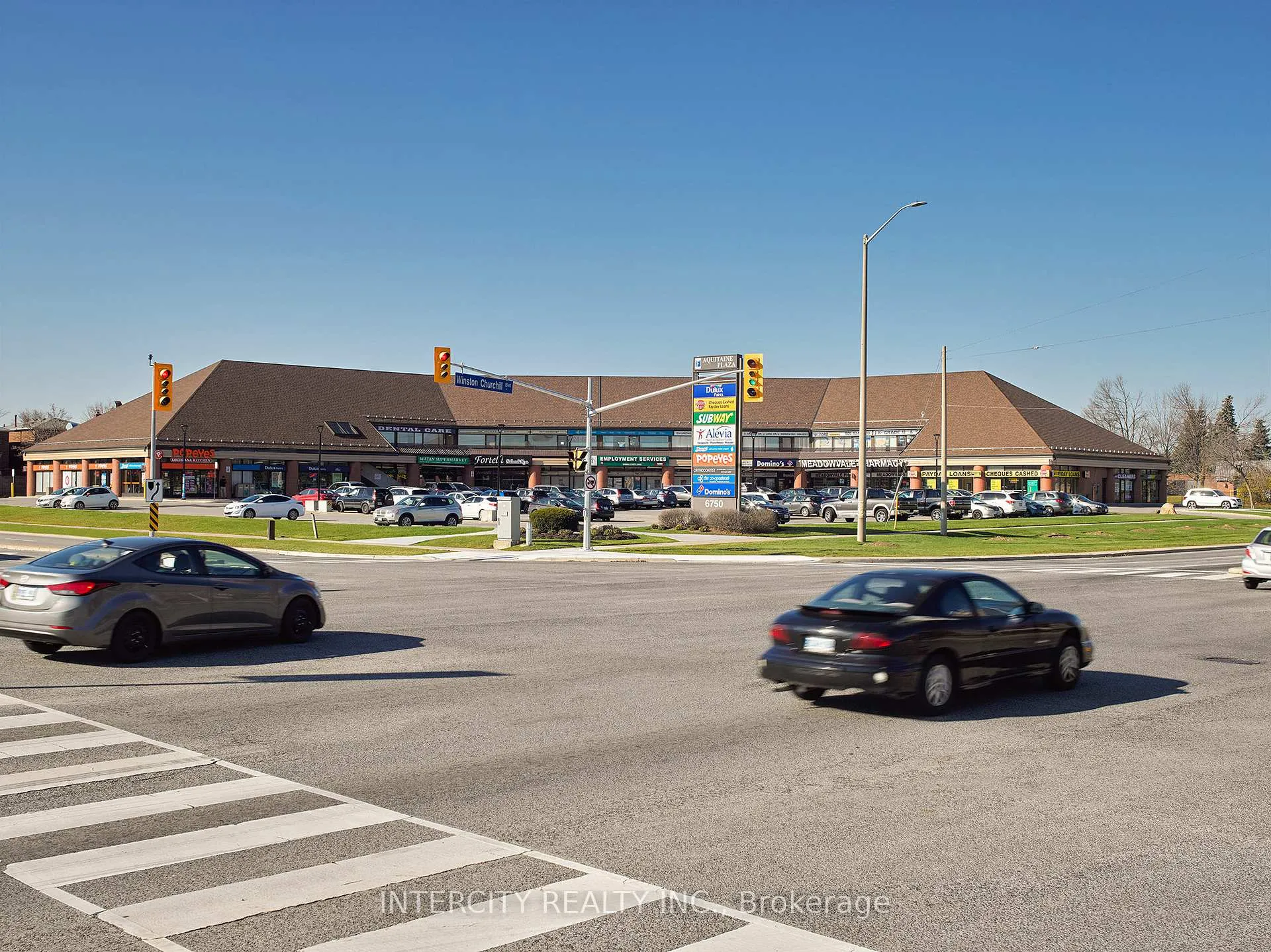 Photo 1 of 107 Mint Leaf Blvd, Brampton, Sandringham-Wellington — HOMEH