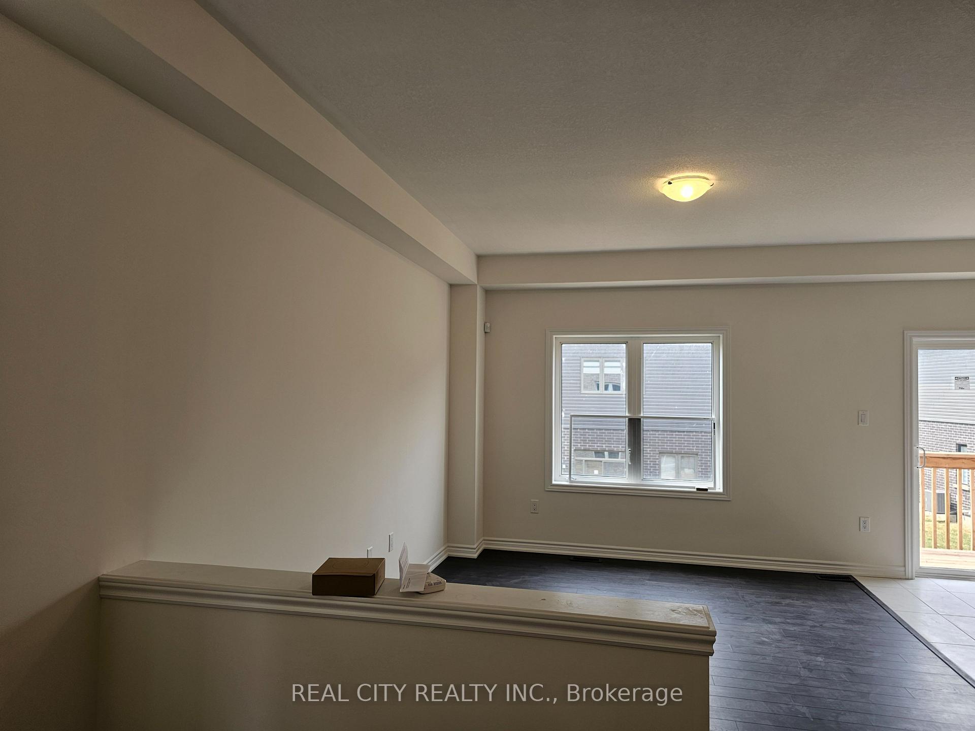 Photo 6 of 288 Pottruff Road, Brant, Paris — HOMEH