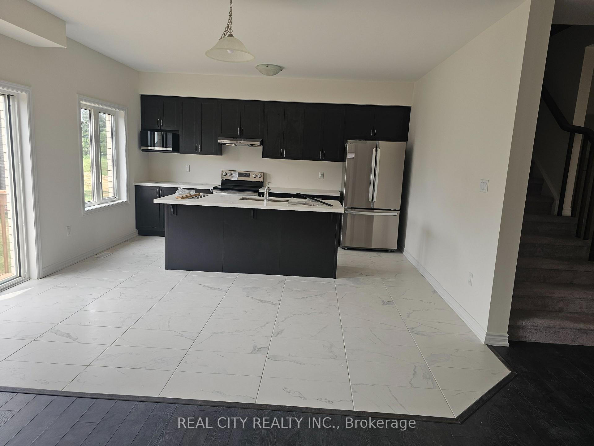 Photo 8 of 288 Pottruff Road, Brant, Paris — HOMEH