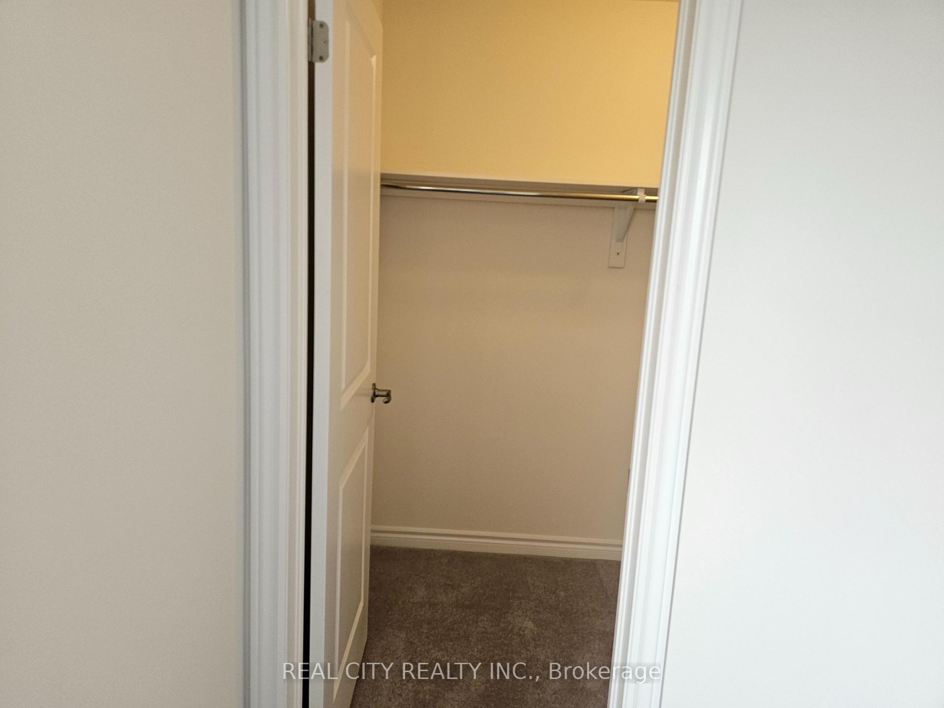 Photo 39 of 288 Pottruff Road, Brant, Paris — HOMEH