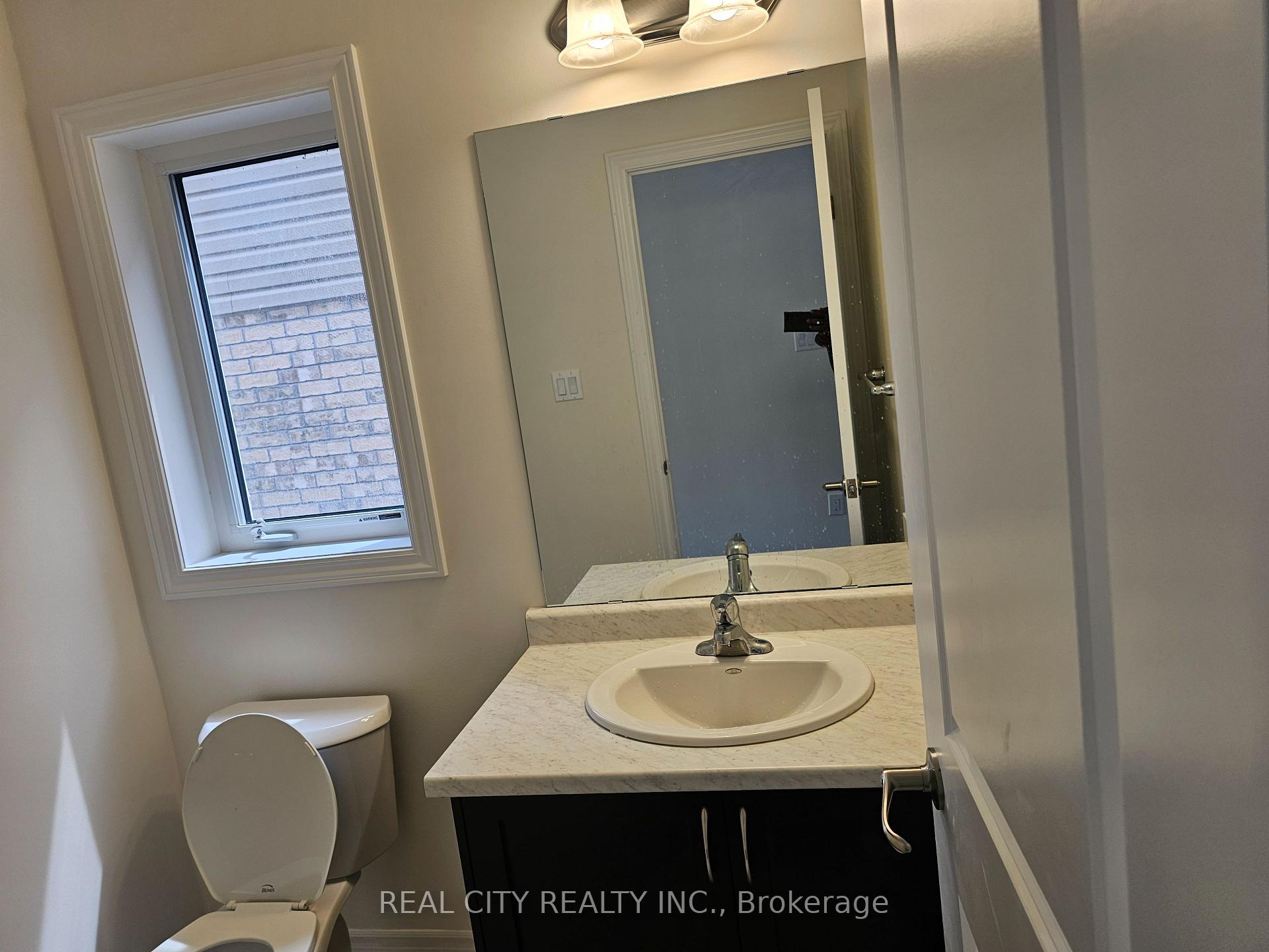 Photo 44 of 288 Pottruff Road, Brant, Paris — HOMEH