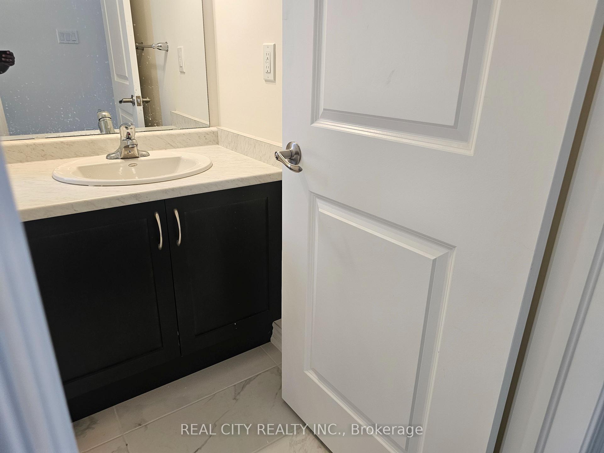 Photo 49 of 288 Pottruff Road, Brant, Paris — HOMEH