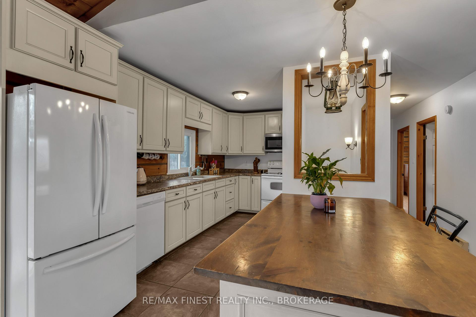 Photo 10 of 5356 Long Swamp Road, Frontenac, Frontenac South — HOMEH