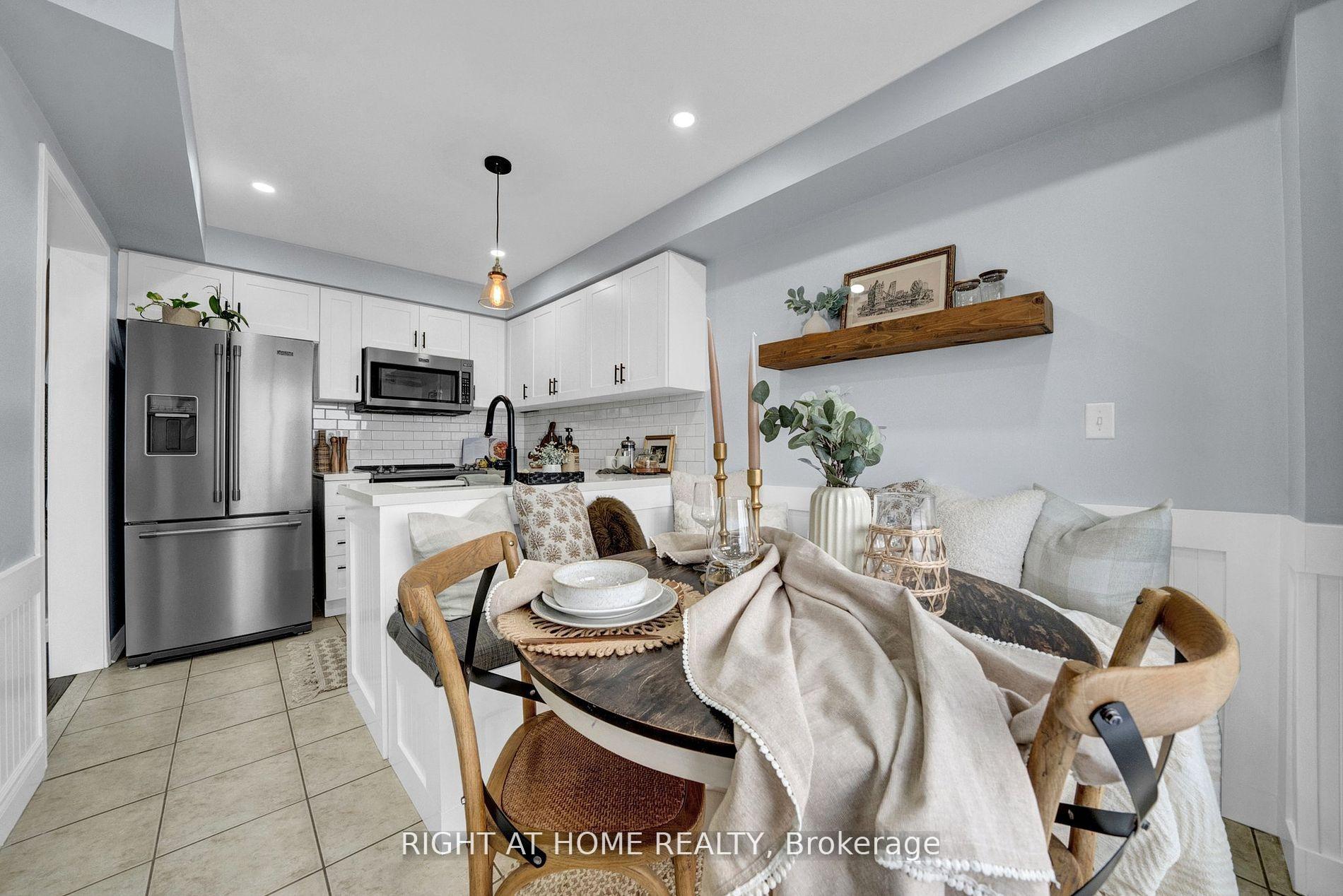 Photo 19 of 85 Dodds Square, Clarington, Bowmanville — HOMEH