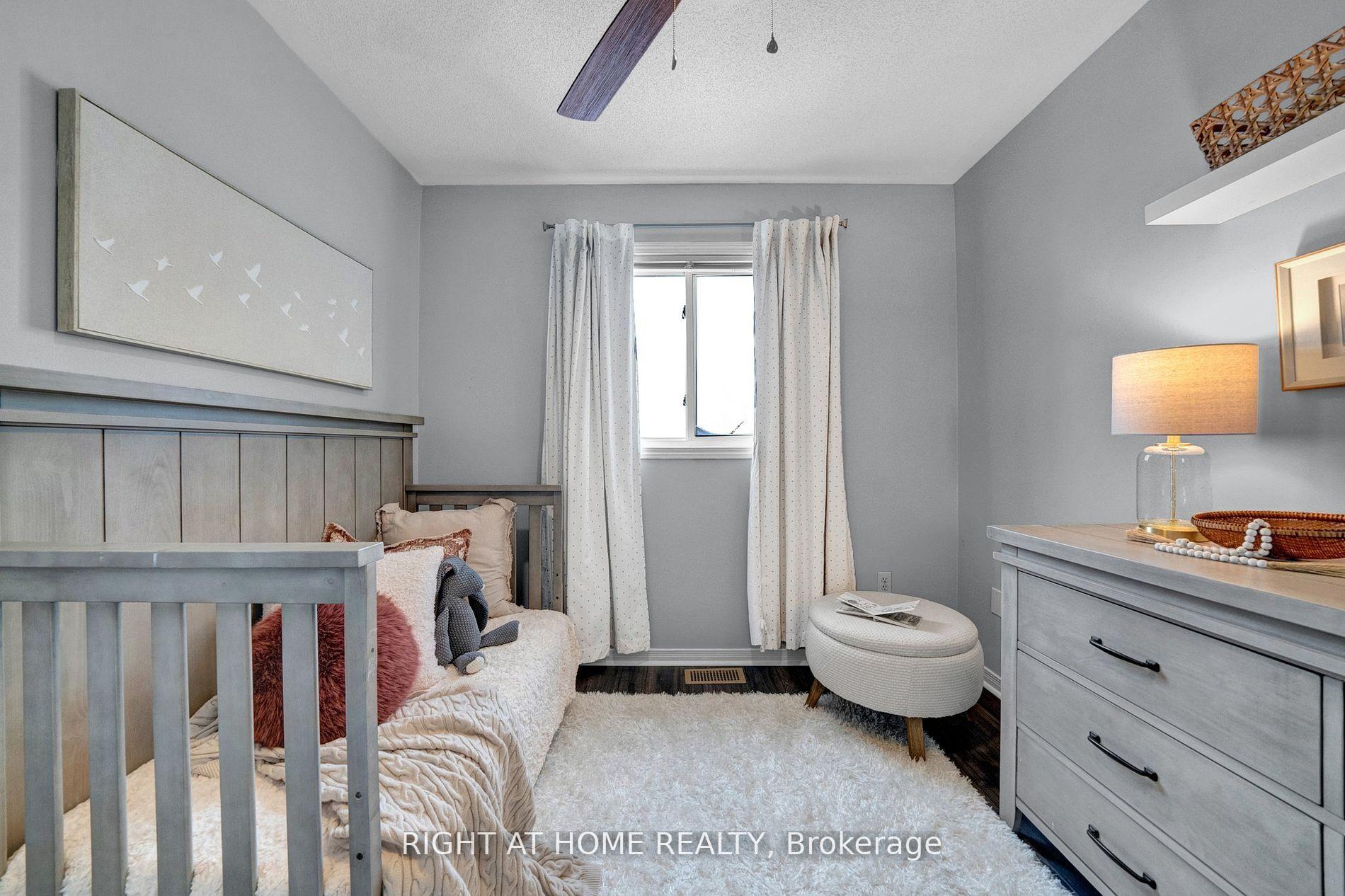 Photo 28 of 85 Dodds Square, Clarington, Bowmanville — HOMEH
