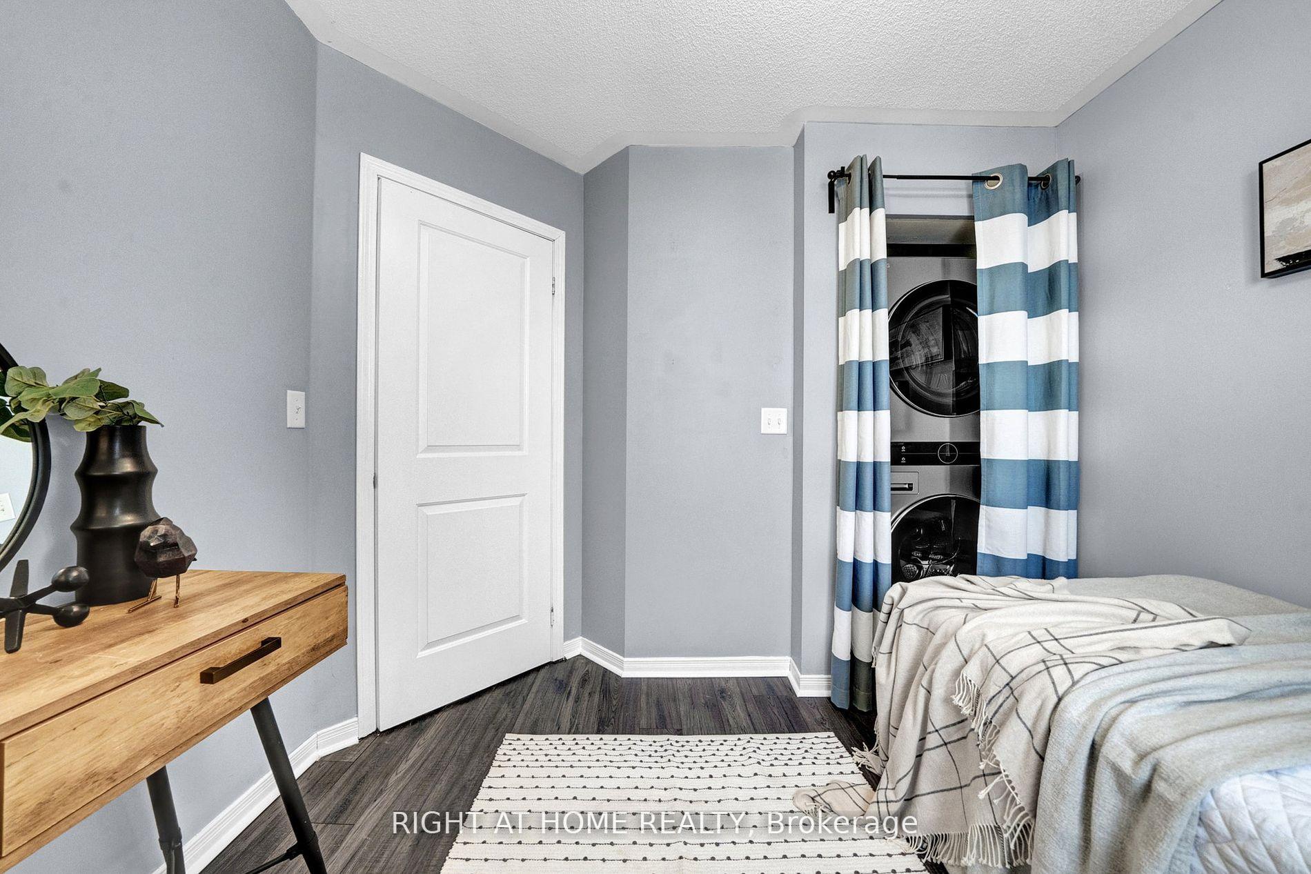 Photo 31 of 85 Dodds Square, Clarington, Bowmanville — HOMEH