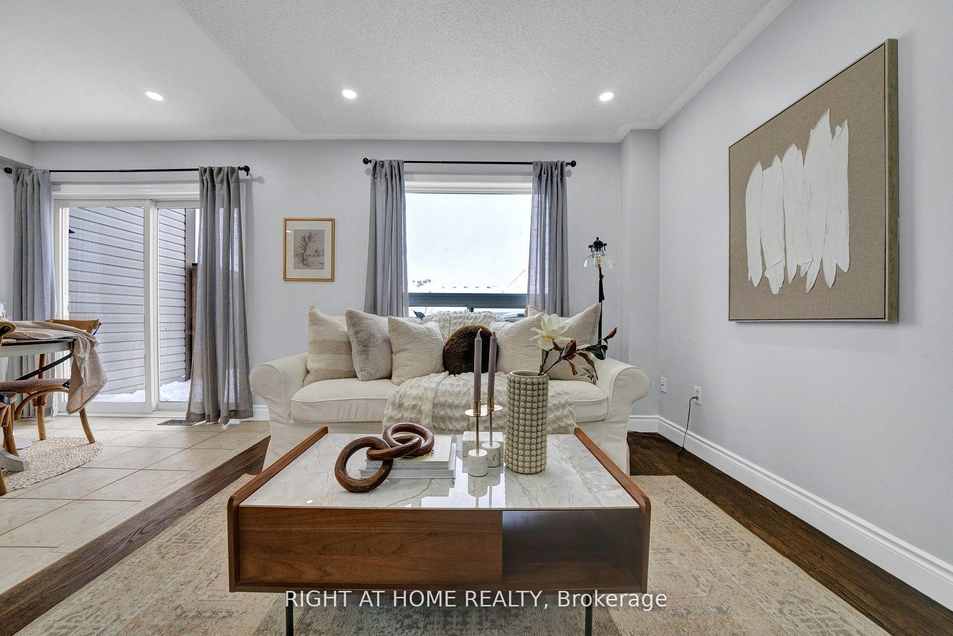 Photo 33 of 85 Dodds Square, Clarington, Bowmanville — HOMEH