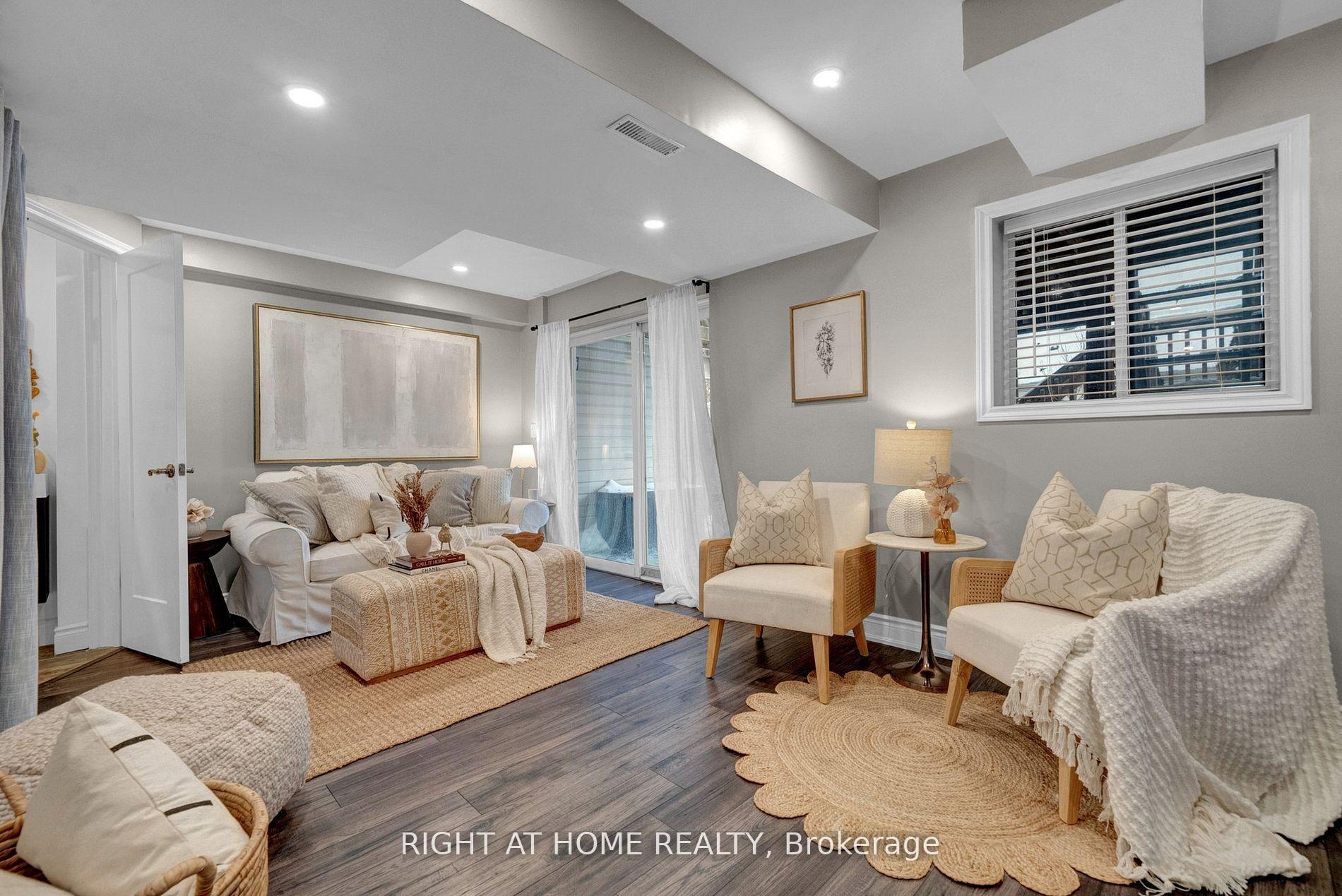 Photo 36 of 85 Dodds Square, Clarington, Bowmanville — HOMEH