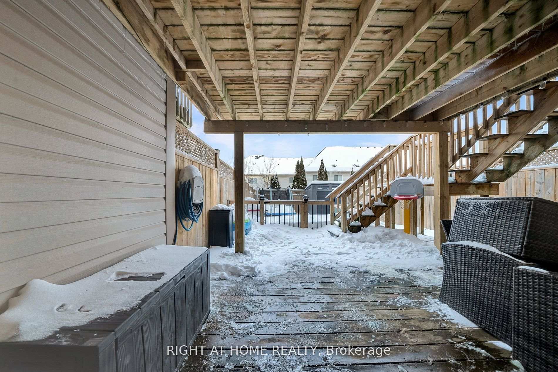 Photo 39 of 85 Dodds Square, Clarington, Bowmanville — HOMEH