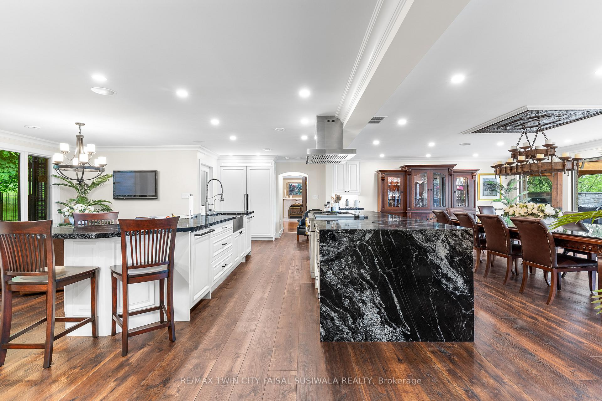 Photo 22 of 1927 Shellard Road, Cambridge — HOMEH