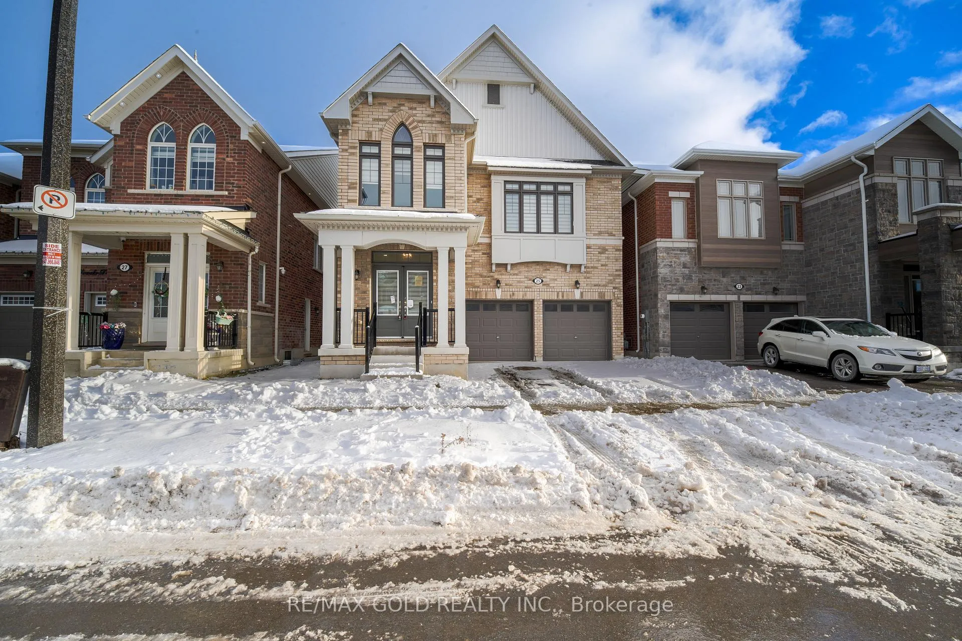 Photo 2 of 25 Eberly Woods Drive, Caledon, Rural Caledon — HOMEH