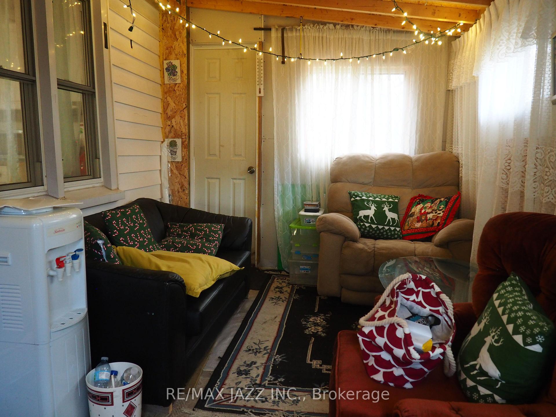 Photo 3 of 32 Olive Street, Belleville, Belleville Ward — HOMEH
