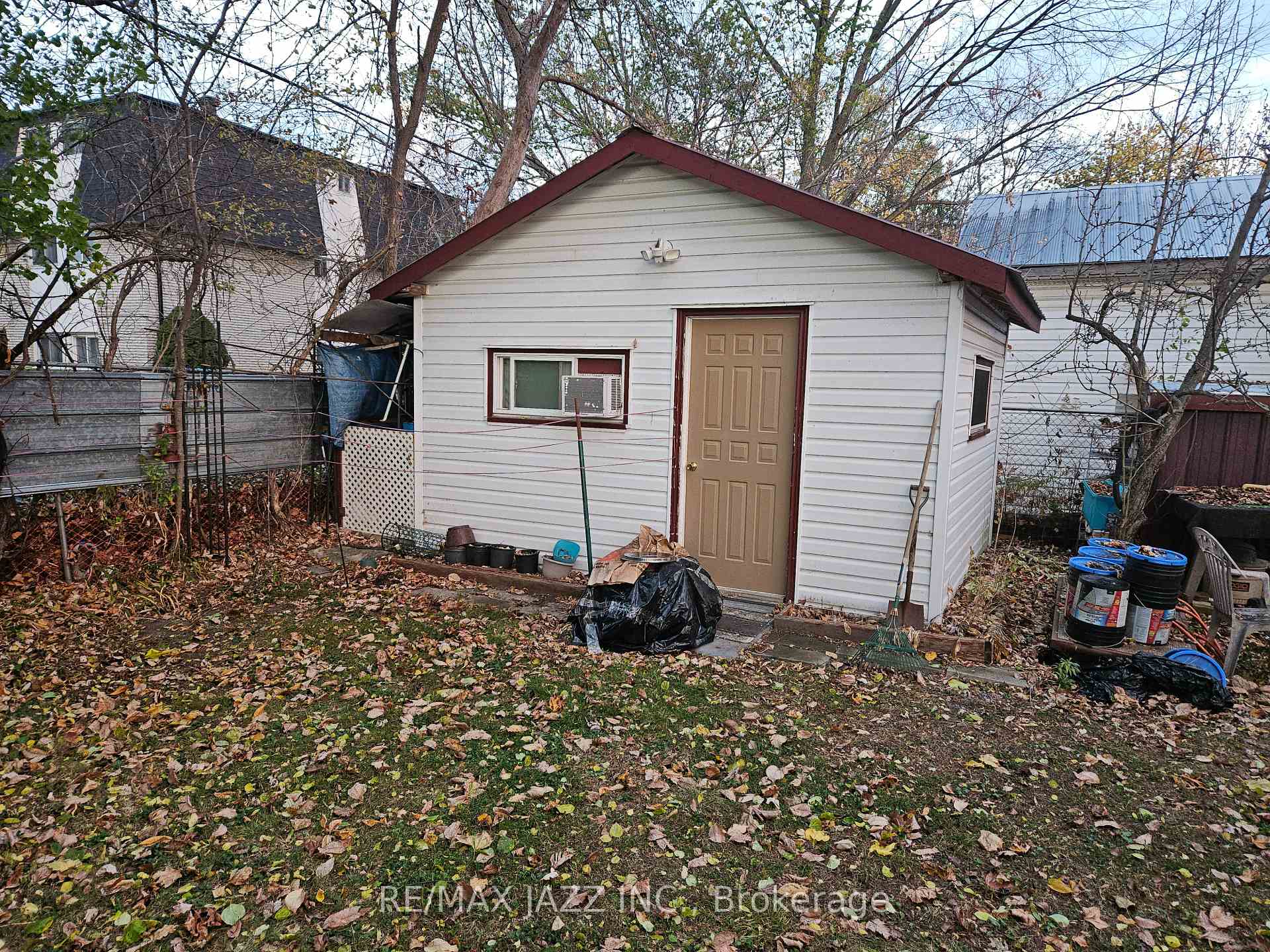 Photo 15 of 32 Olive Street, Belleville, Belleville Ward — HOMEH