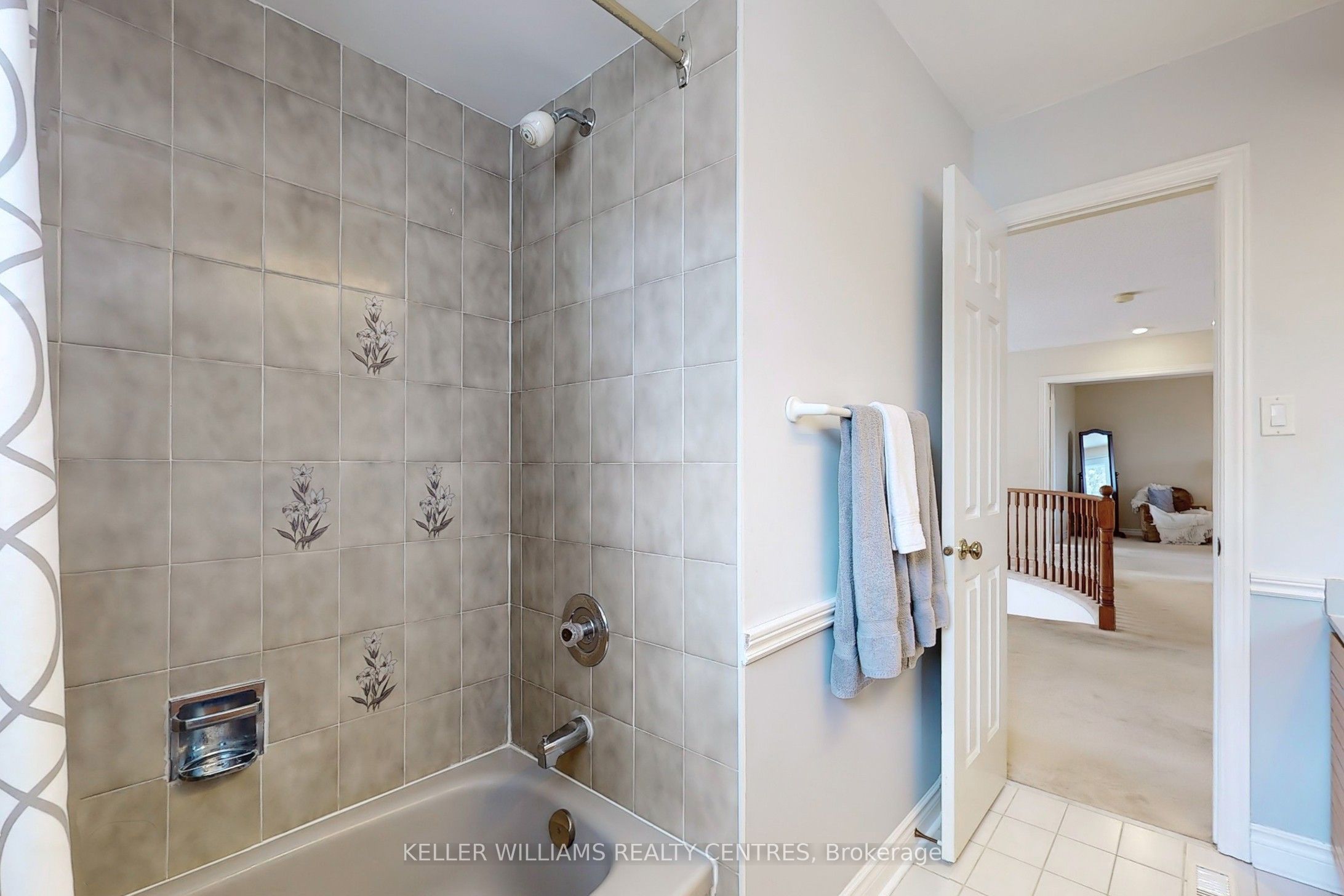 Photo 69 of 32 Petch Crescent, Aurora, Aurora Highlands — HOMEH