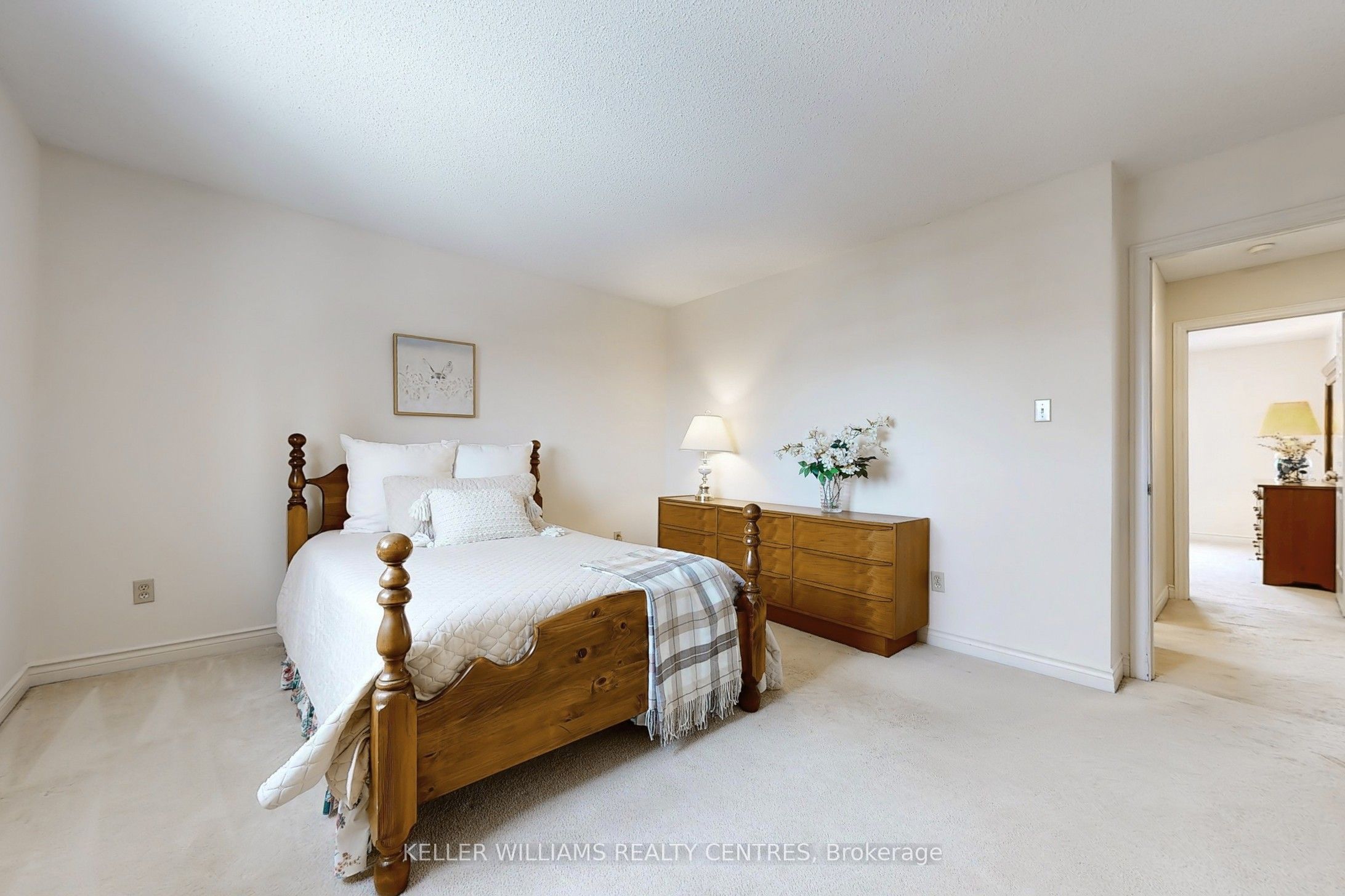 Photo 65 of 32 Petch Crescent, Aurora, Aurora Highlands — HOMEH