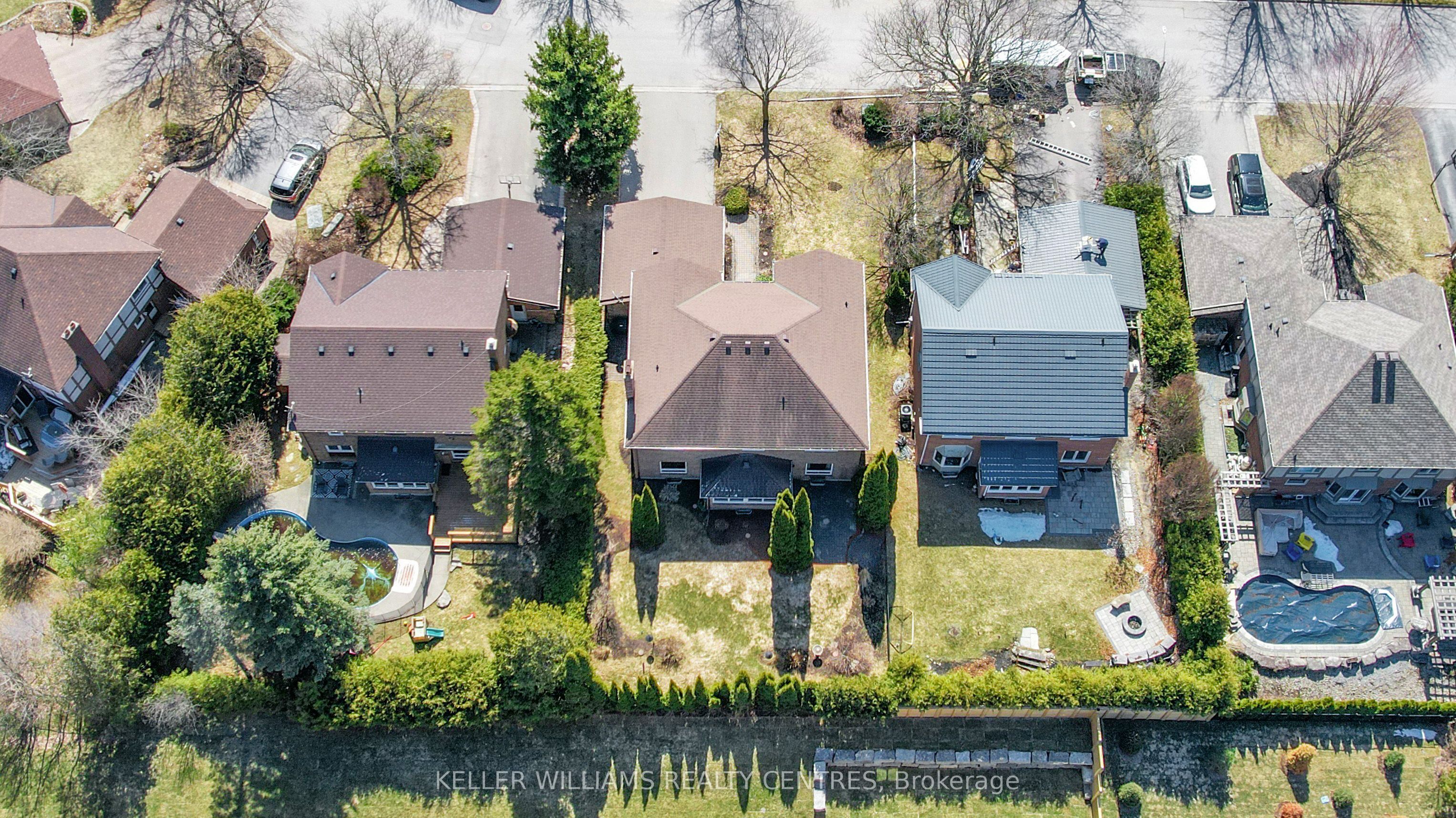 Photo 76 of 32 Petch Crescent, Aurora, Aurora Highlands — HOMEH