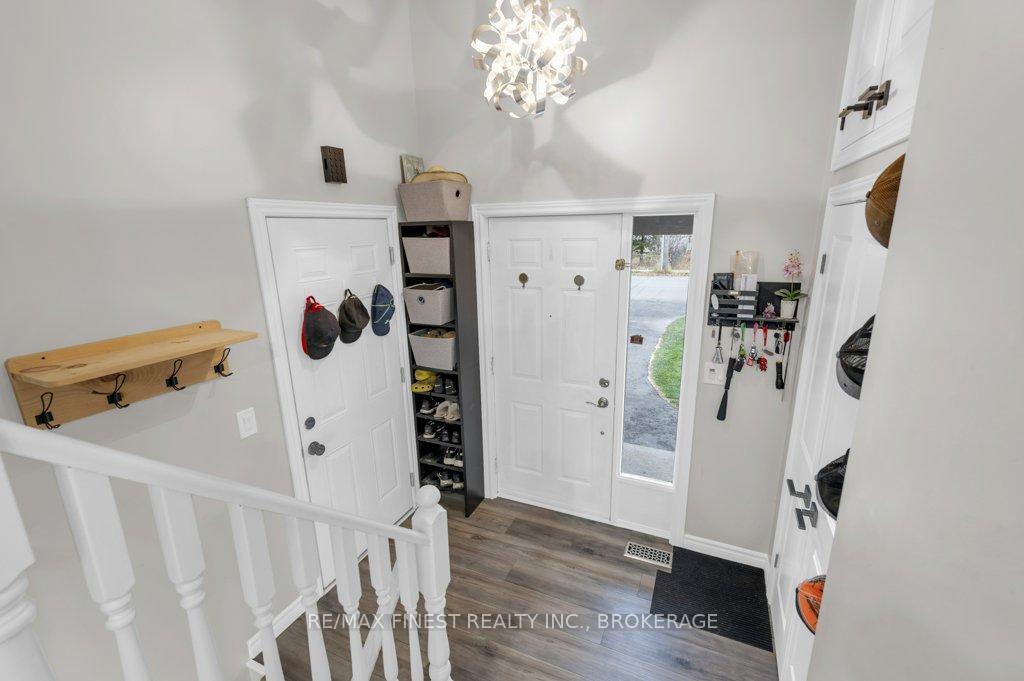 Photo 6 of 23 Cascade Boulevard, Belleville, Belleville Ward — HOMEH