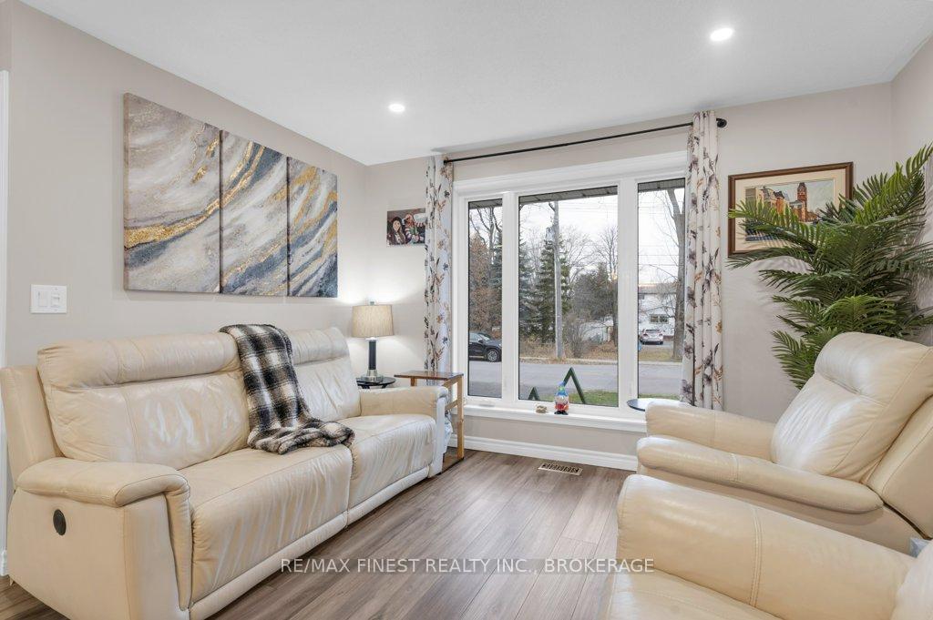 Photo 14 of 23 Cascade Boulevard, Belleville, Belleville Ward — HOMEH