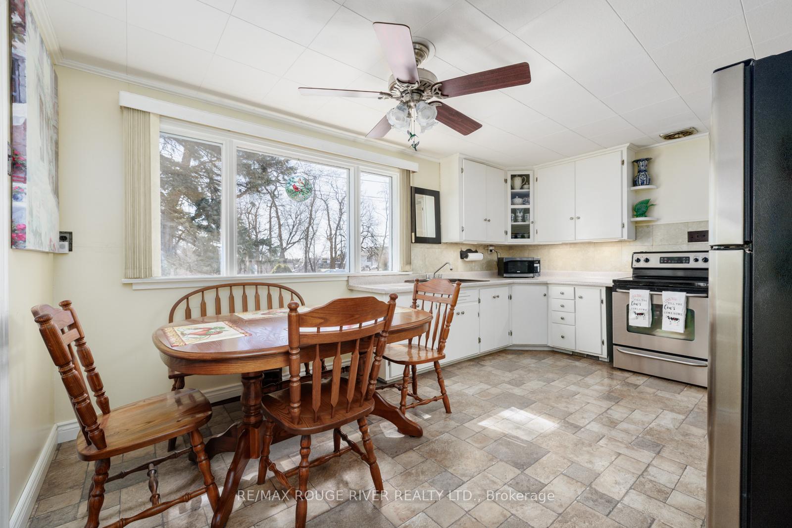 Photo 13 of 2082 Highway 2 Road, Clarington, Rural Clarington — HOMEH