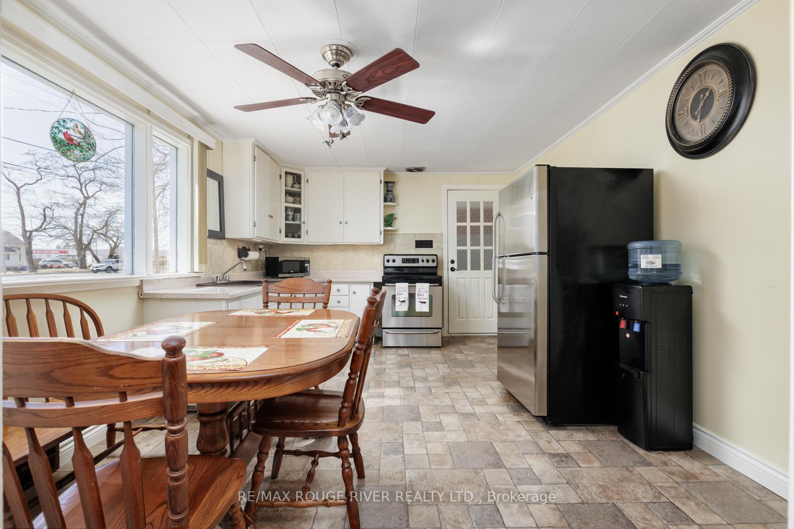 Photo 14 of 2082 Highway 2 Road, Clarington, Rural Clarington — HOMEH