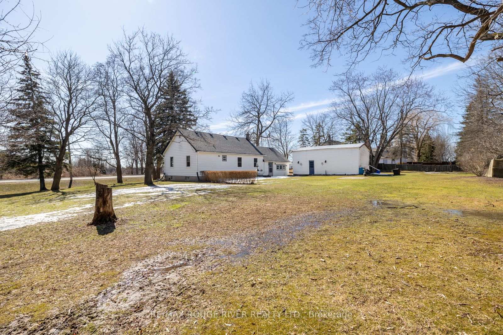 Photo 30 of 2082 Highway 2 Road, Clarington, Rural Clarington — HOMEH