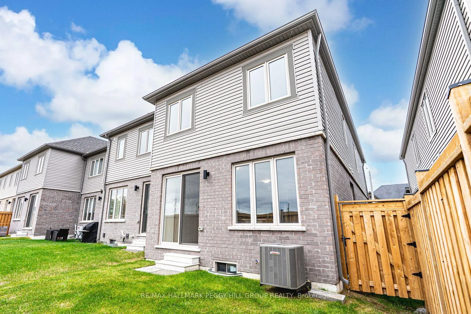 Photo 17 of 55 Sagewood Avenue, Barrie, Rural Barrie Southeast — HOMEH