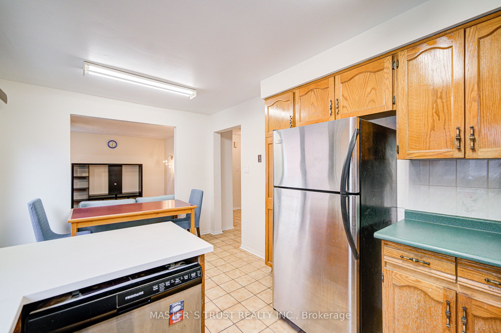Photo 67 of 34 Denby Court, Markham, Unionville — HOMEH