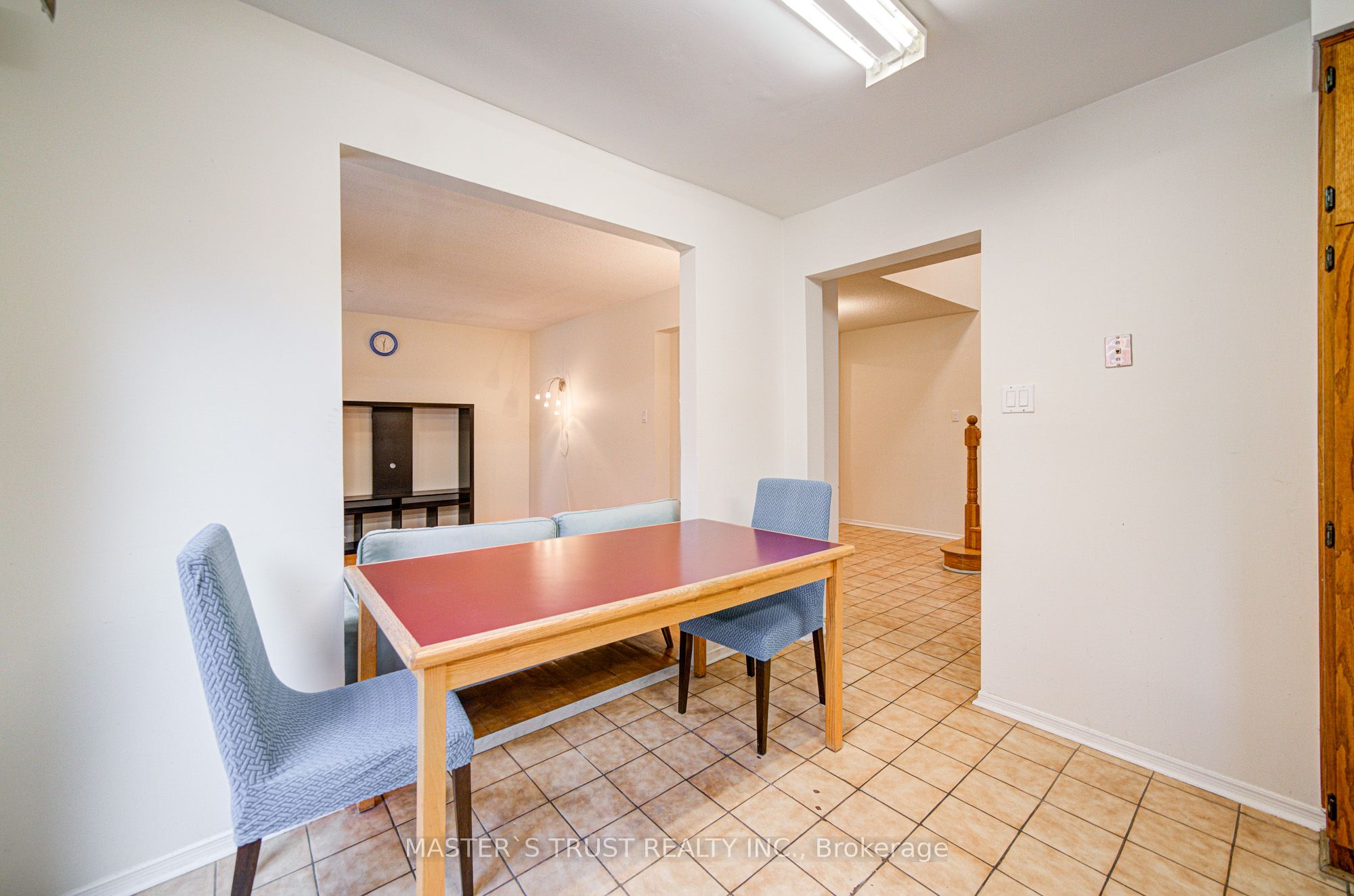 Photo 62 of 34 Denby Court, Markham, Unionville — HOMEH