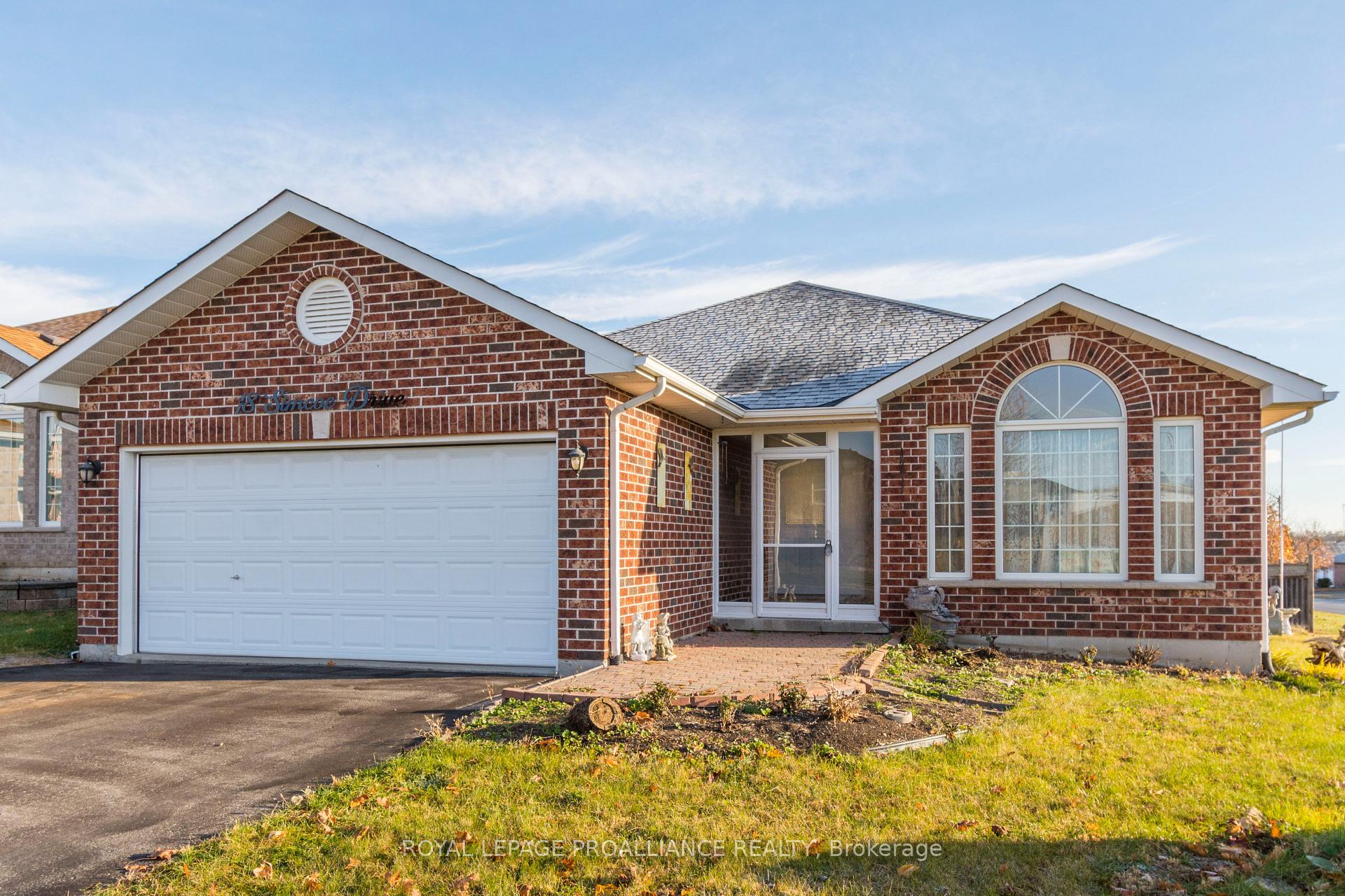 Photo 1 of 18 Simcoe Drive, Belleville, Thurlow Ward — HOMEH