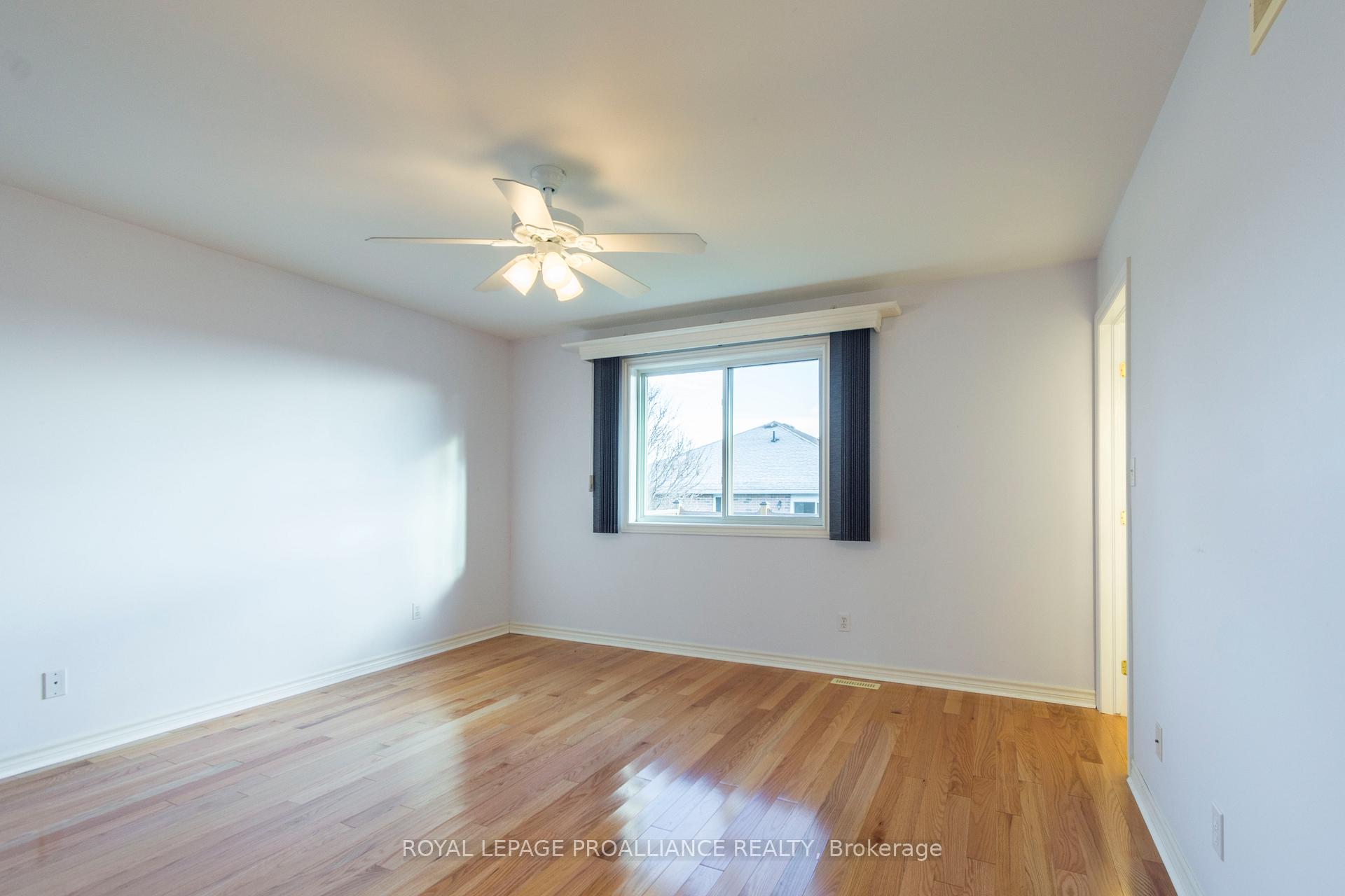 Photo 13 of 18 Simcoe Drive, Belleville, Thurlow Ward — HOMEH