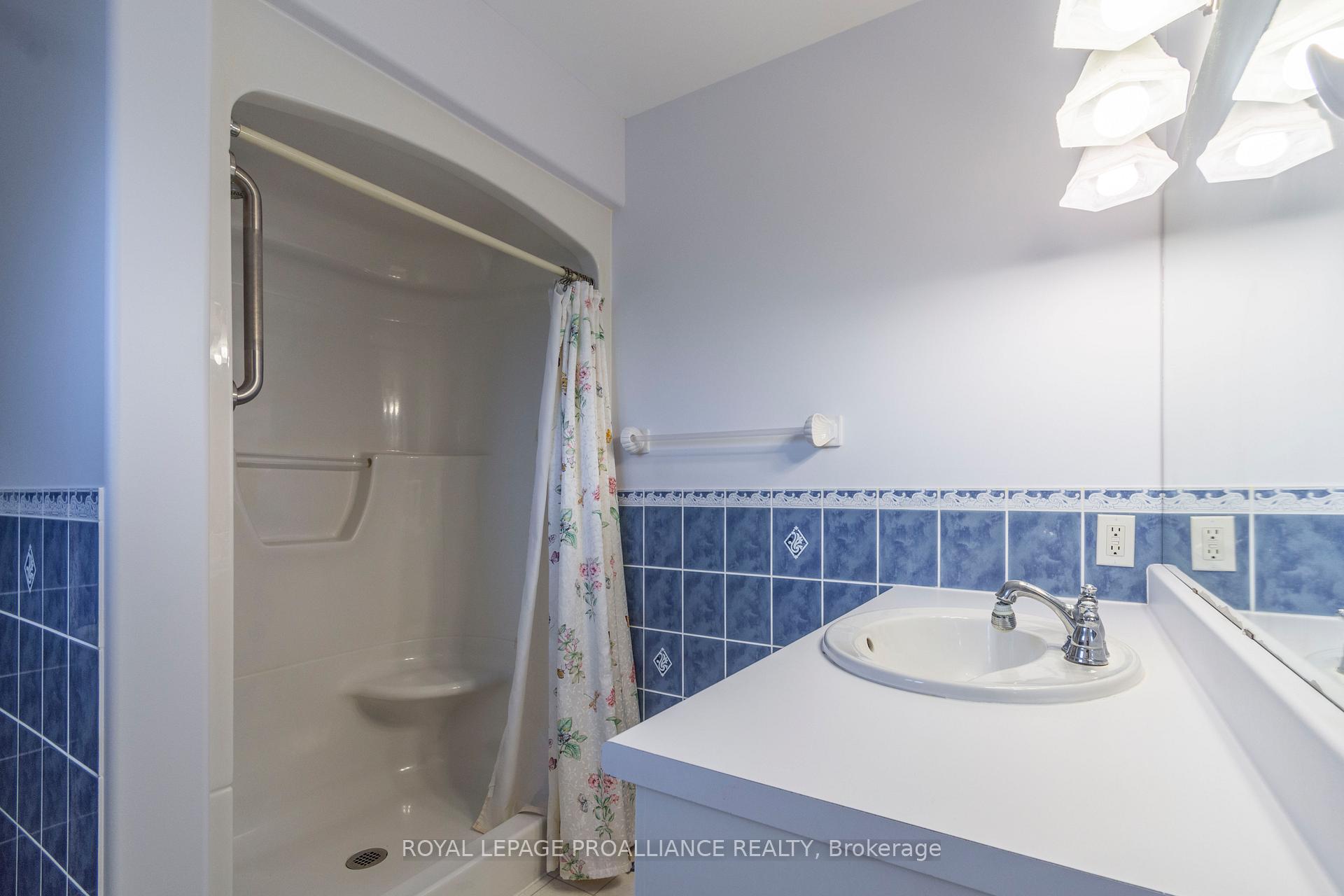 Photo 17 of 18 Simcoe Drive, Belleville, Thurlow Ward — HOMEH