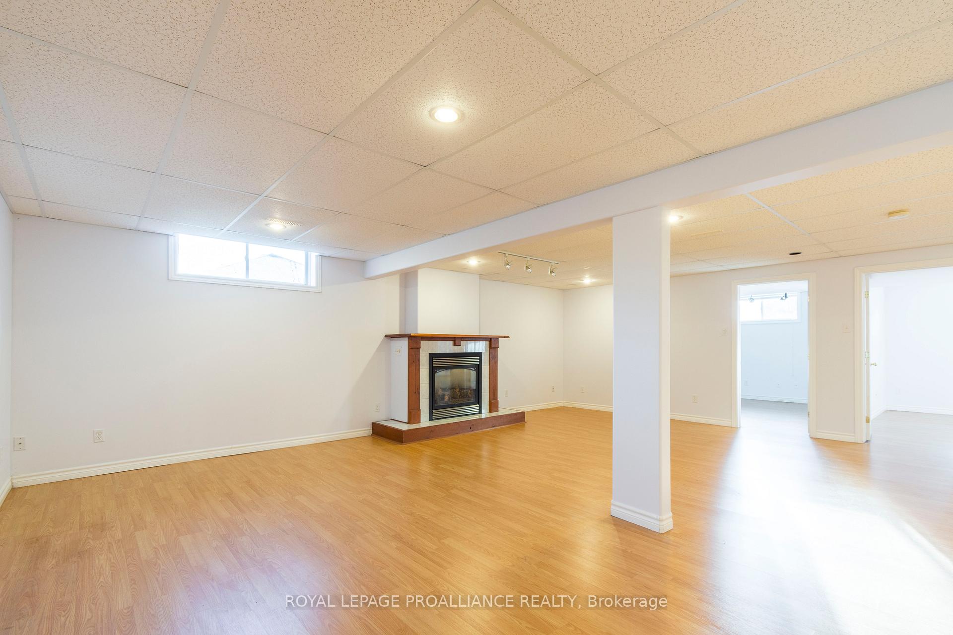 Photo 20 of 18 Simcoe Drive, Belleville, Thurlow Ward — HOMEH