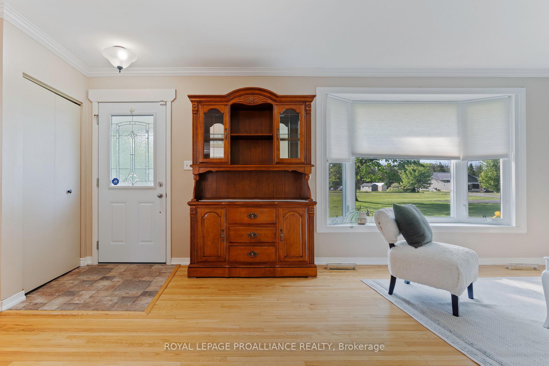 Photo 7 of 109 Old Madoc Road, Belleville, Thurlow Ward — HOMEH