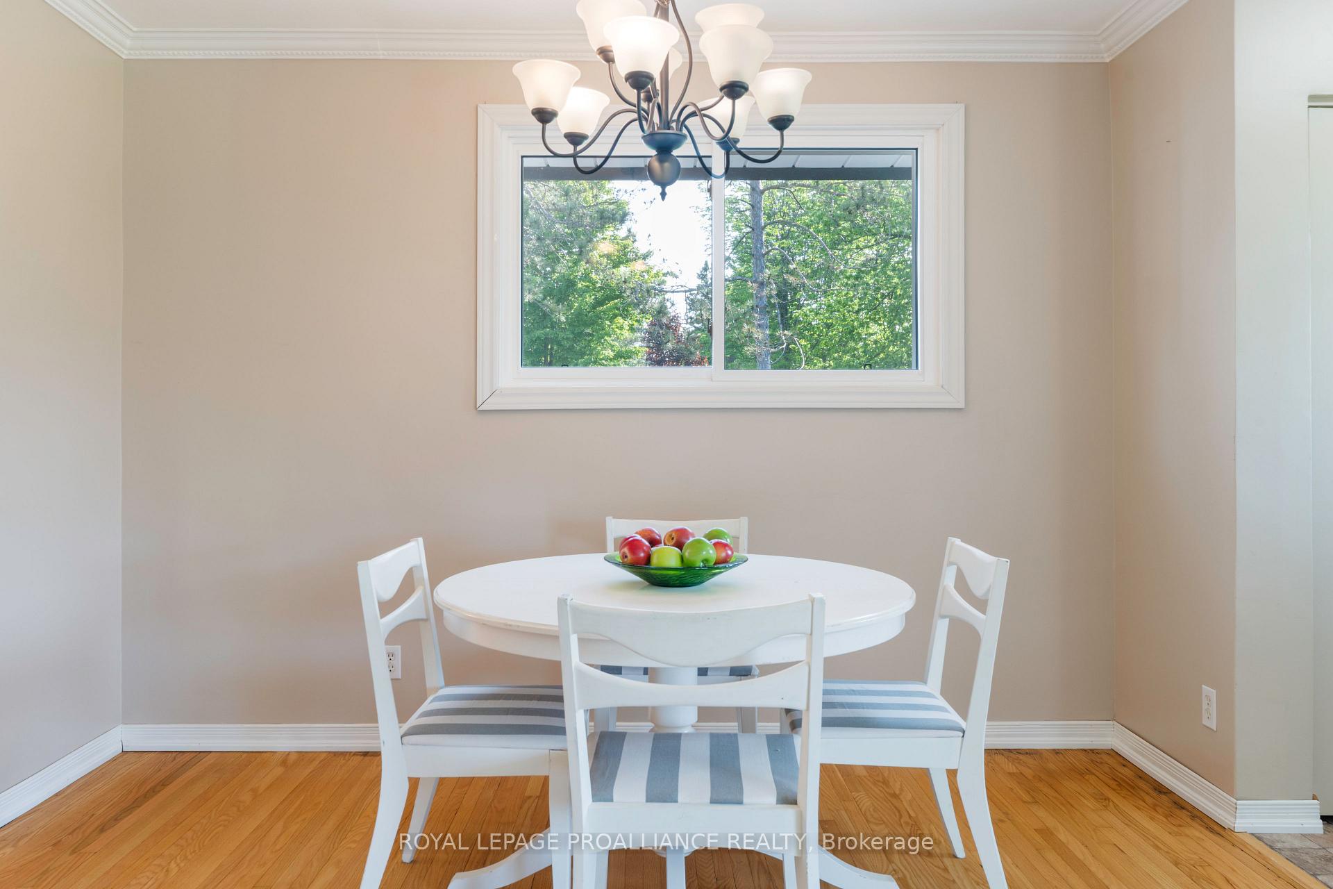Photo 8 of 109 Old Madoc Road, Belleville, Thurlow Ward — HOMEH