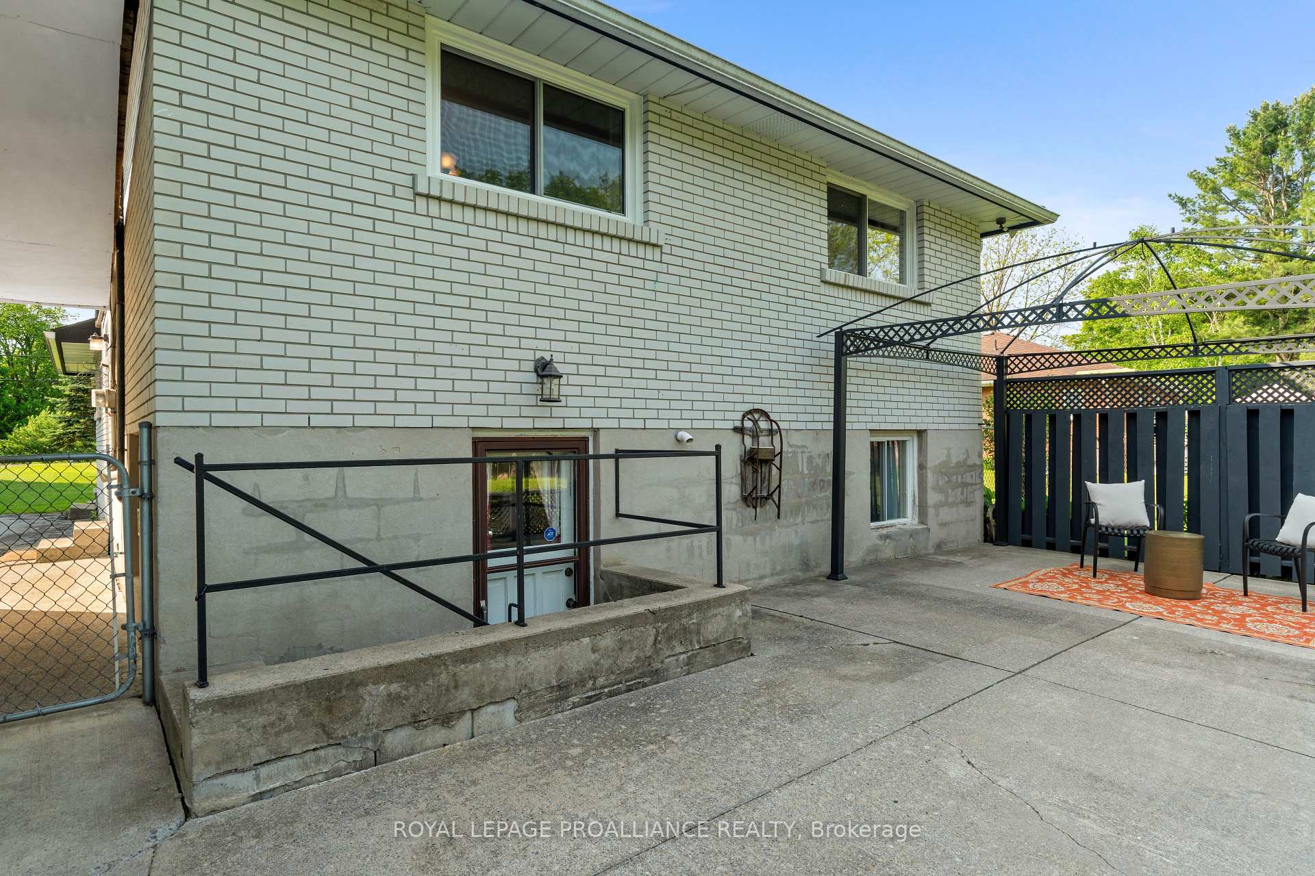 Photo 31 of 109 Old Madoc Road, Belleville, Thurlow Ward — HOMEH