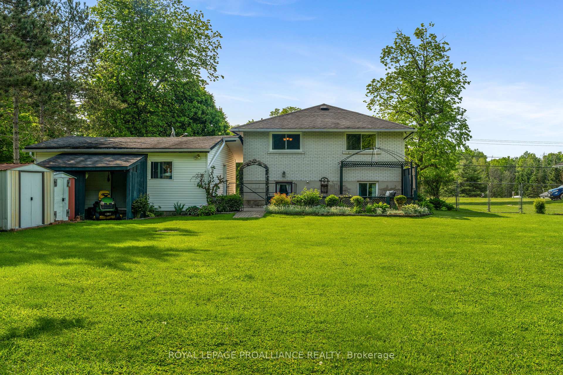 Photo 40 of 109 Old Madoc Road, Belleville, Thurlow Ward — HOMEH