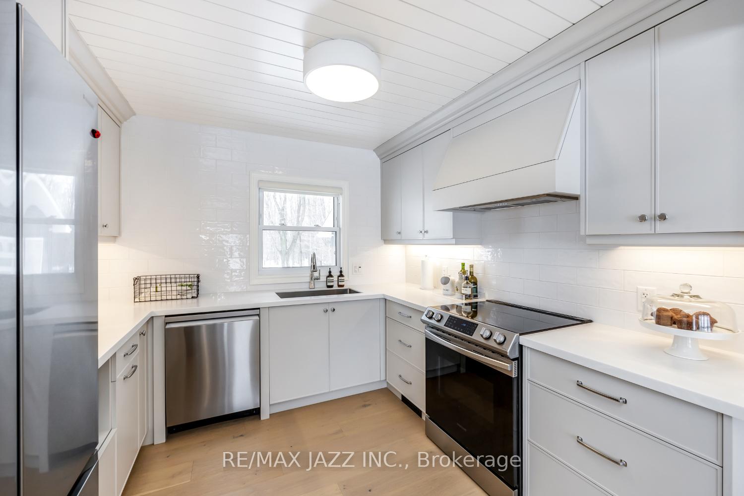 Photo 9 of 4766 Middle Road, Clarington, Bowmanville — HOMEH