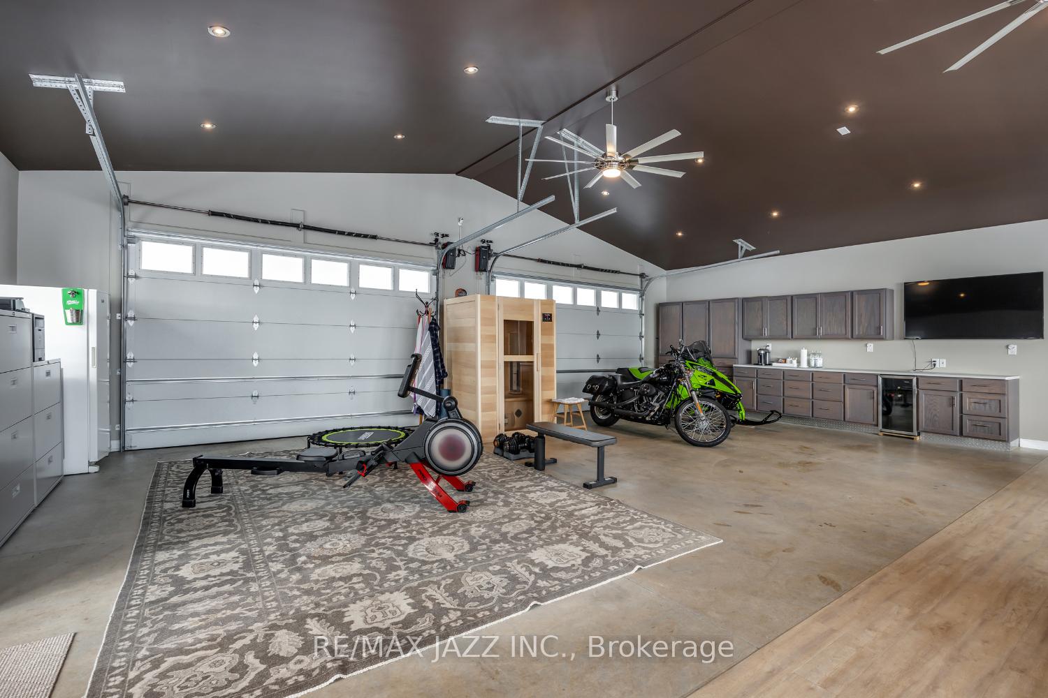 Photo 25 of 4766 Middle Road, Clarington, Bowmanville — HOMEH