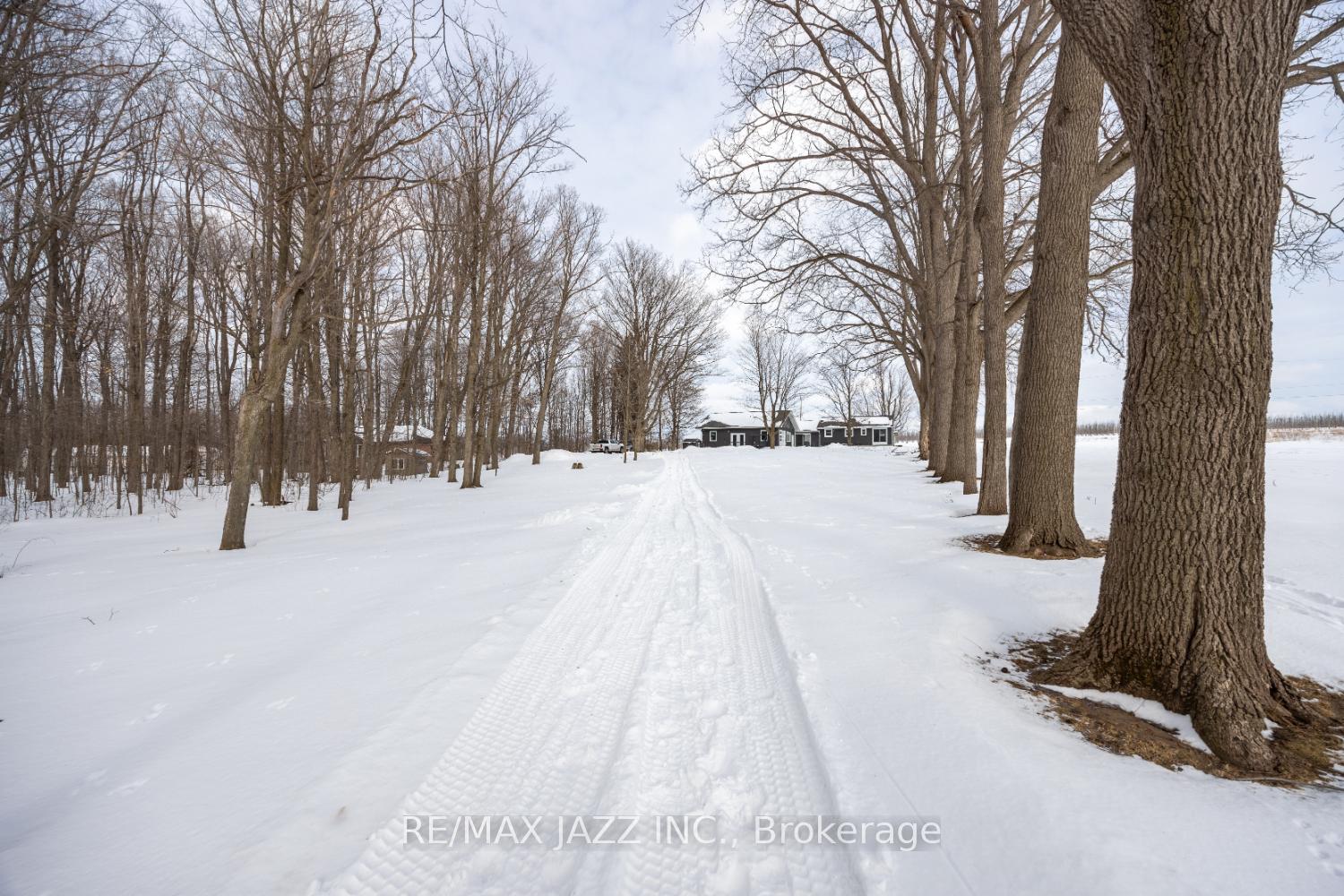Photo 34 of 4766 Middle Road, Clarington, Bowmanville — HOMEH