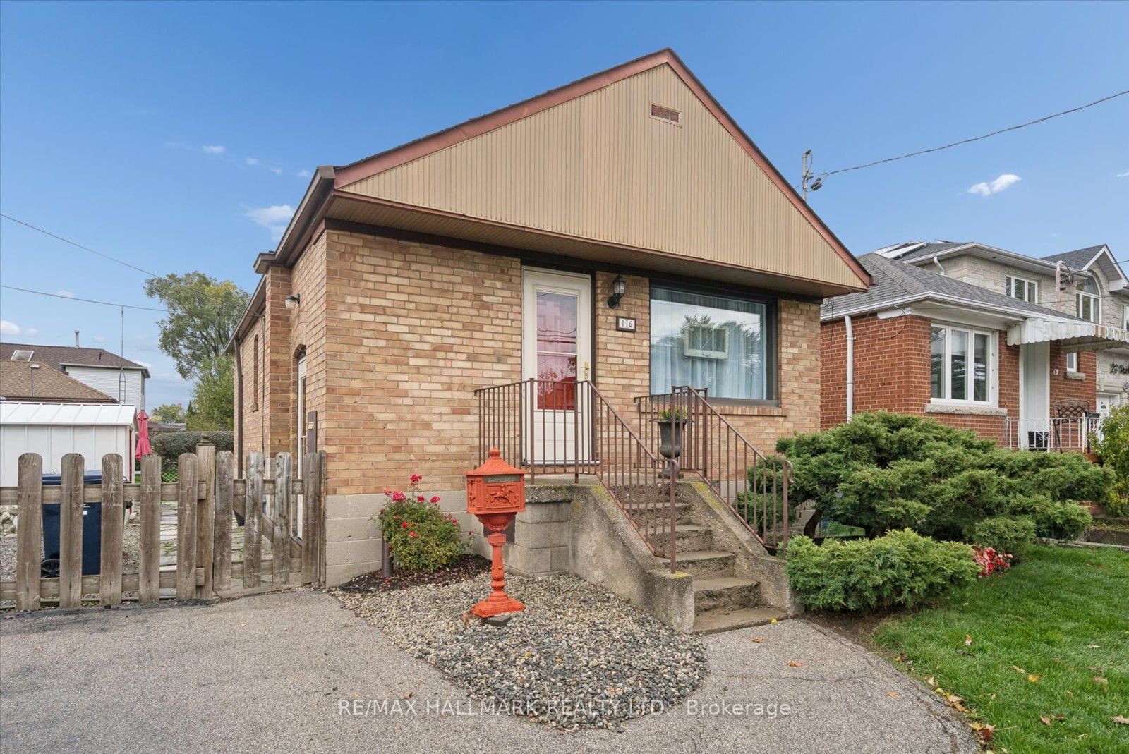 Photo 41 of 16 Park Street, Scarborough, Birchcliffe-Cliffside — HOMEH