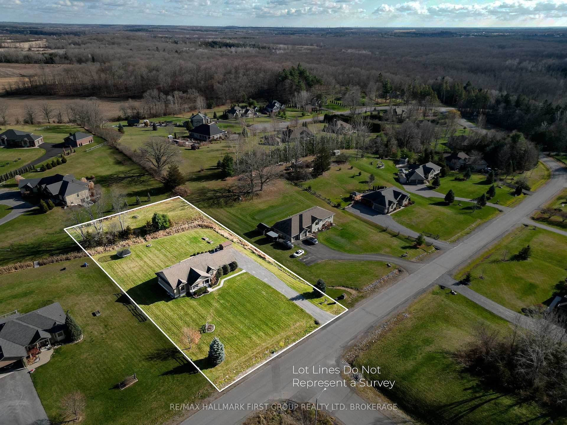 Photo 2 of 58 Windwhisper Drive, Belleville, Thurlow Ward — HOMEH