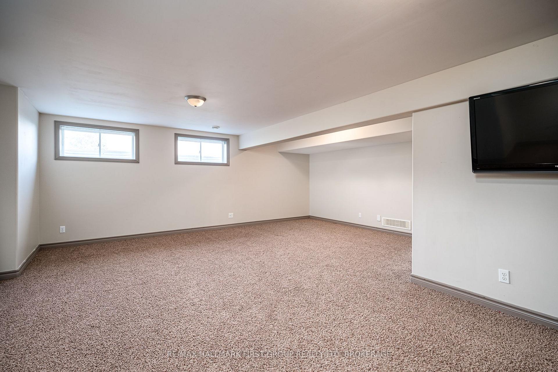Photo 22 of 58 Windwhisper Drive, Belleville, Thurlow Ward — HOMEH